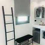 Mazi Stin Io Chora d'Ios