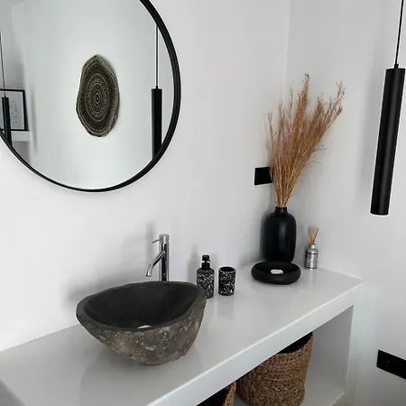 Holiday home Mazi Stin Io