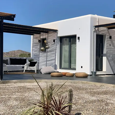 Mazi Stin Io * Chora