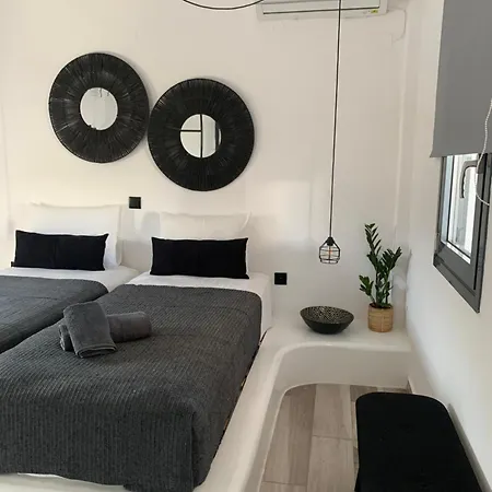 Hébergement de vacances Mazi Stin Io *