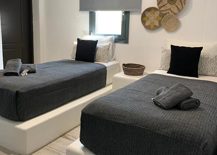 Mazi Stin Io Chora (Ios)