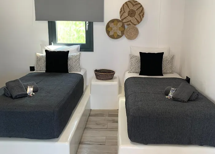 Mazi Stin Io Chora (Ios)